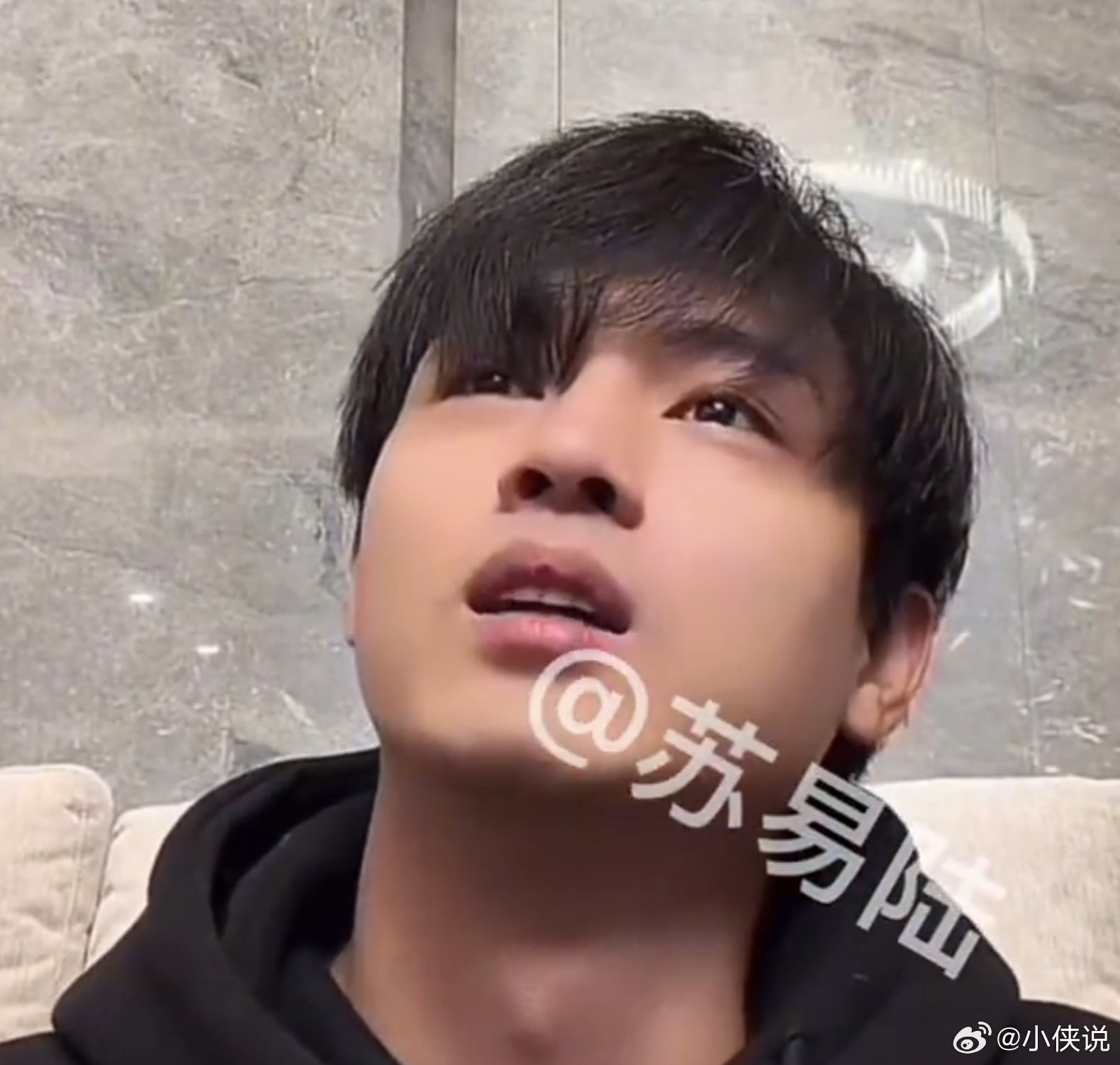 秦霄贤胖了16斤 秦霄贤不是塌了吗？现在无人在意了是吧 