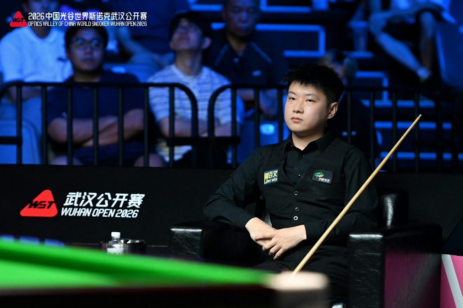 2026斯诺克武汉公开赛 赵公子5-1战胜罗伯逊！晋级四强的同时也登顶世界第一宝