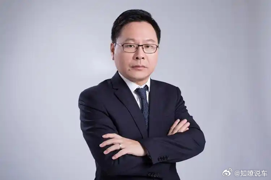 电池巨头隔空交火，比亚迪vs宁王，磷酸铁锂到底算不算"减配"?5月19日，比亚迪