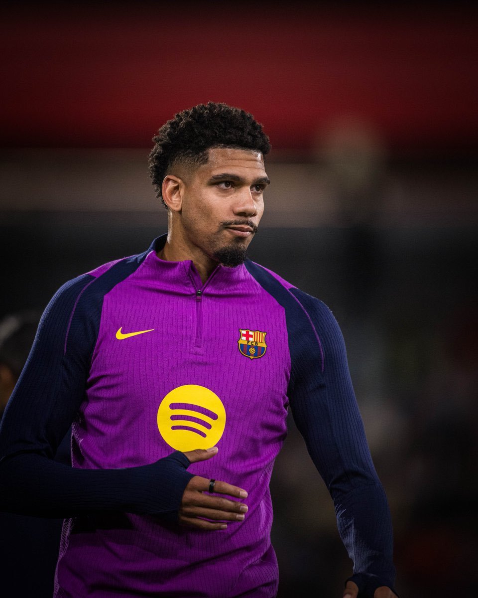 每体：复出！弗里克将在德比战前与阿劳霍交谈，以了解他的感受。 种种迹象表明他将被