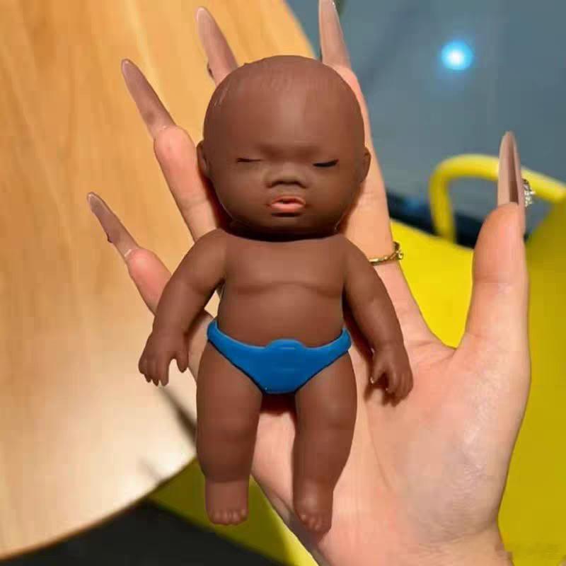 很好奇，娜塔莎这个丑东西是怎么火起来的