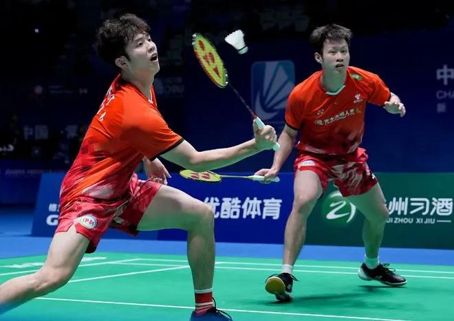 北京时间9月5日晚，刚刚结束了一场2026中国羽毛球大师赛男双半决赛，男双世界排
