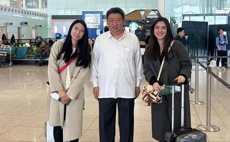 外媒3月14日晚报道：“中东战火持续，两名在巴林的台湾人搭乘日本政府包机抵达东京