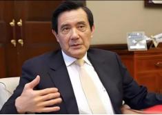 马英九最近一句话，又在岛内炸了锅。他说：“不承认‘九二共识’，两岸对话就是空谈，