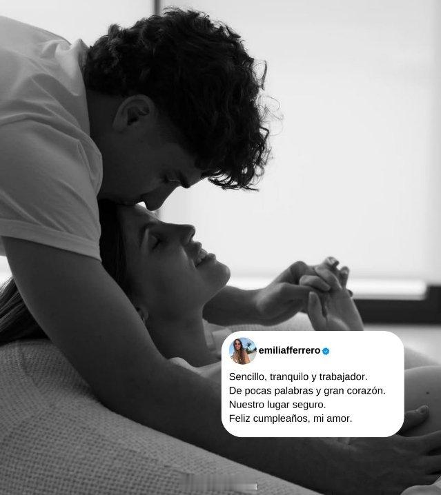 “他简单、安静、勤奋、话不多，但心地善良。”艾米莉亚·费雷罗向朱利安·阿尔瓦雷斯