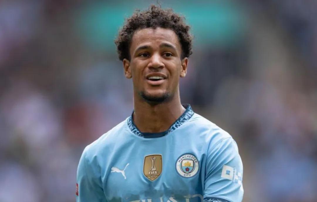 天空体育记者LT消息，富勒姆正接近和曼城就奥斯卡-鲍勃的交易达成协议，并且他们已