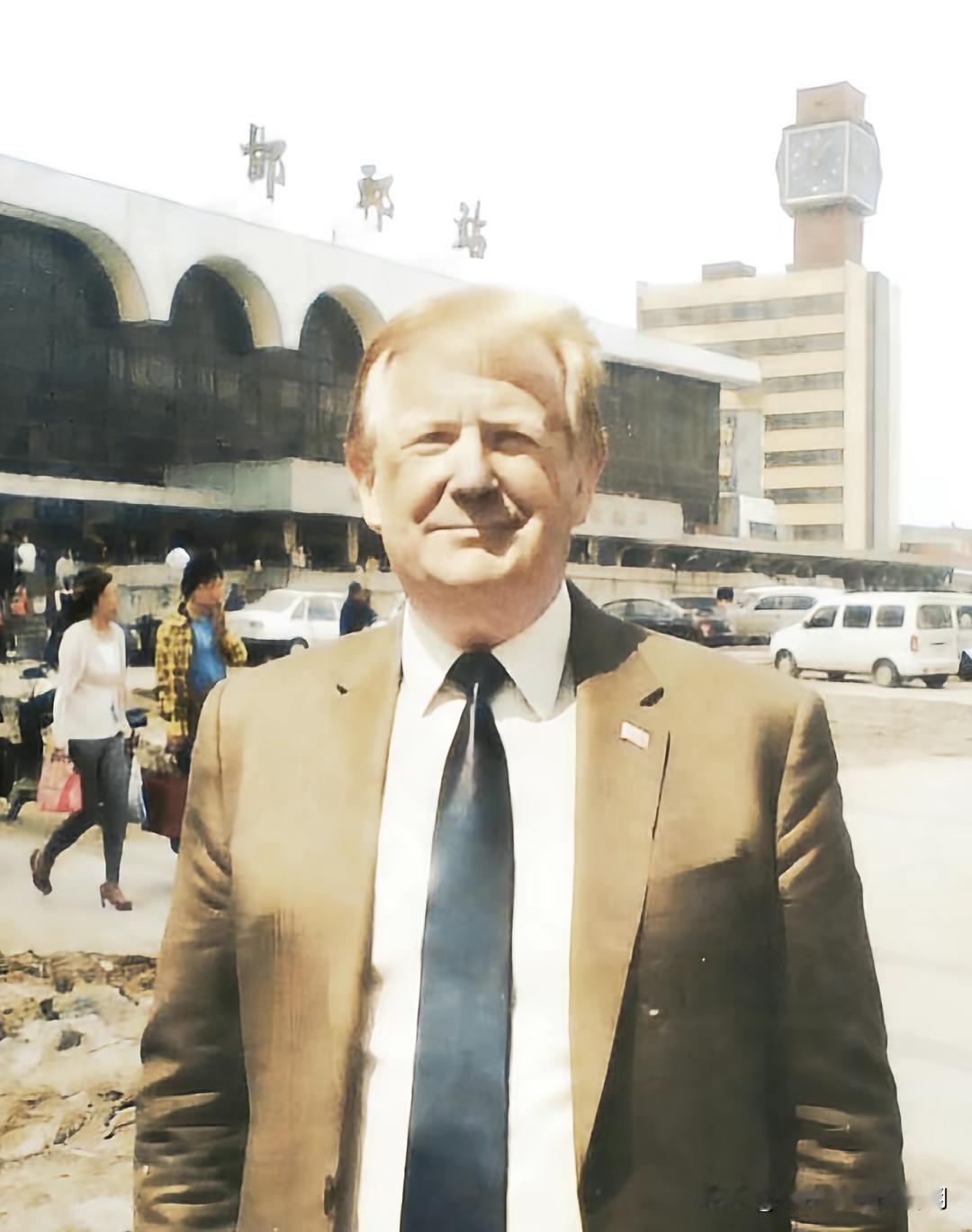 这么近，那么美，周末到河北[思考][思考][思考]