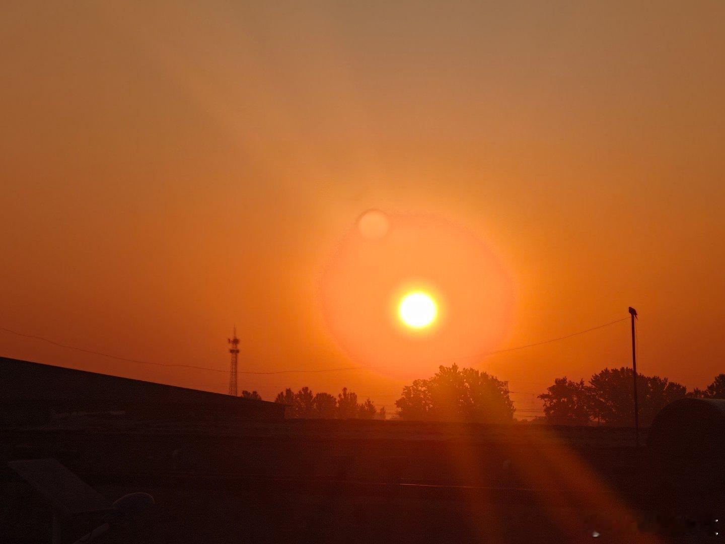 vivo 美好的一天从朝阳升起开始，早上好！加油手机随手拍记录真实生活早上好,加