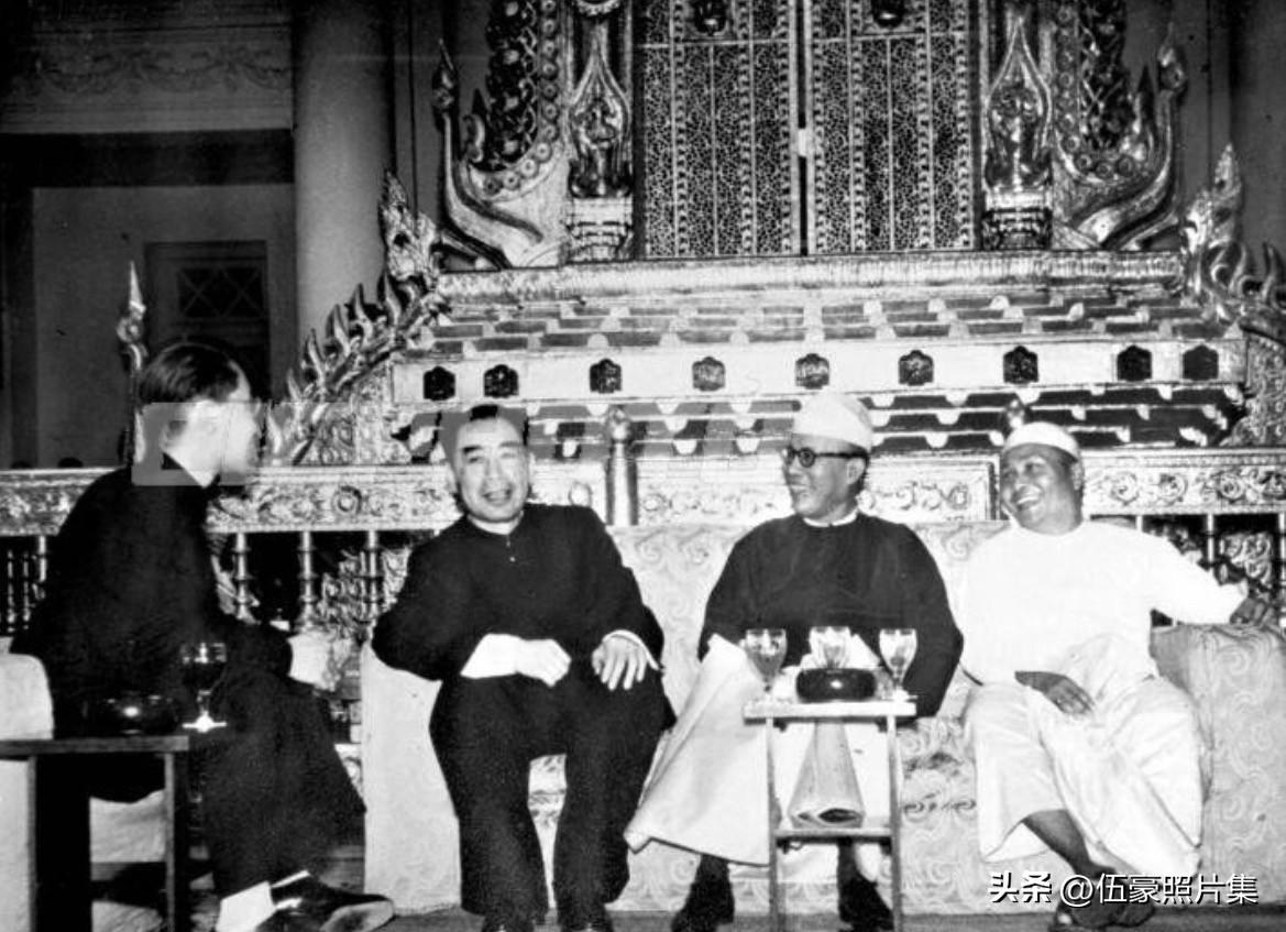 【周总理历史上的今天——6月28日】
1954年6月28日，周恩来和吴努进行第一