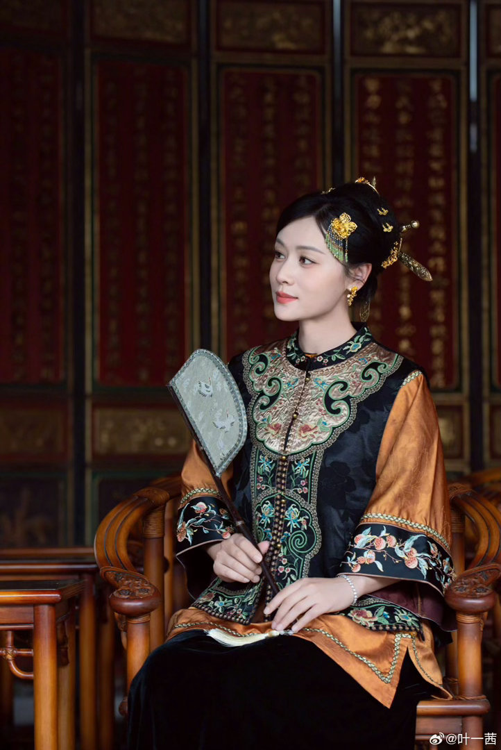 叶一茜21岁超女21年后乘风最美超女叶一茜来浪姐了 翻到旧硬盘里存的超女总决赛录