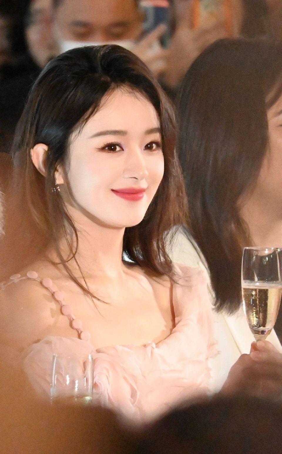 沉溺于小丽的笑容里