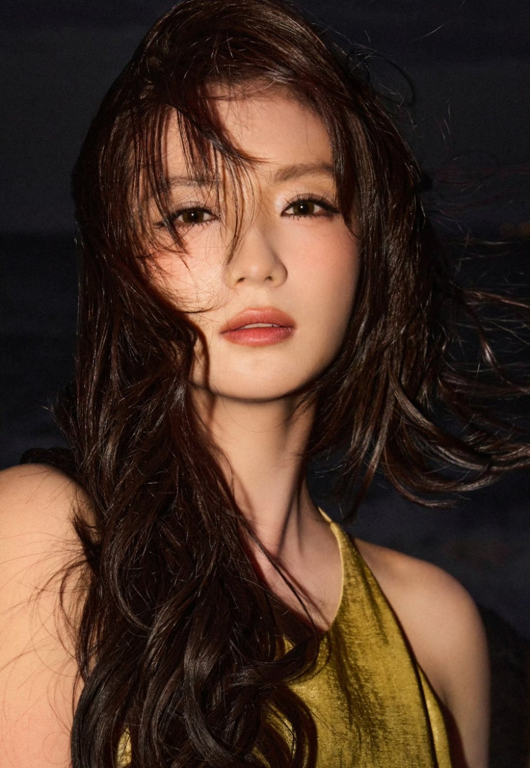 张雅钦这个系列很出片啊！很多张都拍得很有感觉！很喜欢！！！