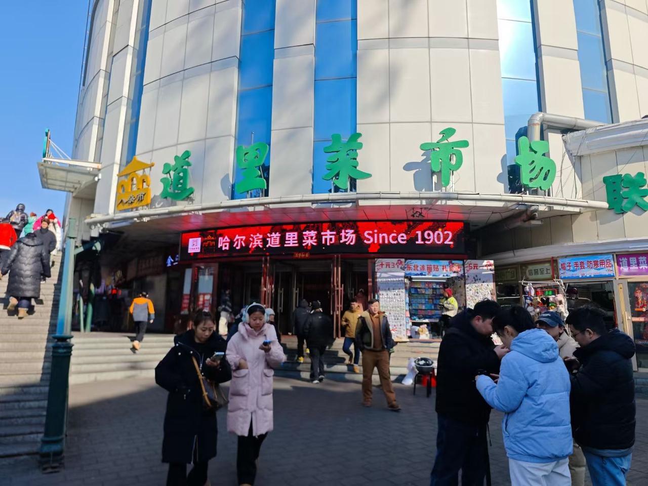 师哥45岁失业后，我才看清程序员职场的“生存真相”

作为师哥的同门师弟，看着他