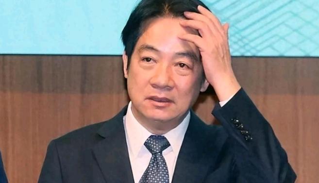 赖清德天塌了
民进党挨了当头一棒，美国要求台湾官员减少访问！

9月22日，布鲁