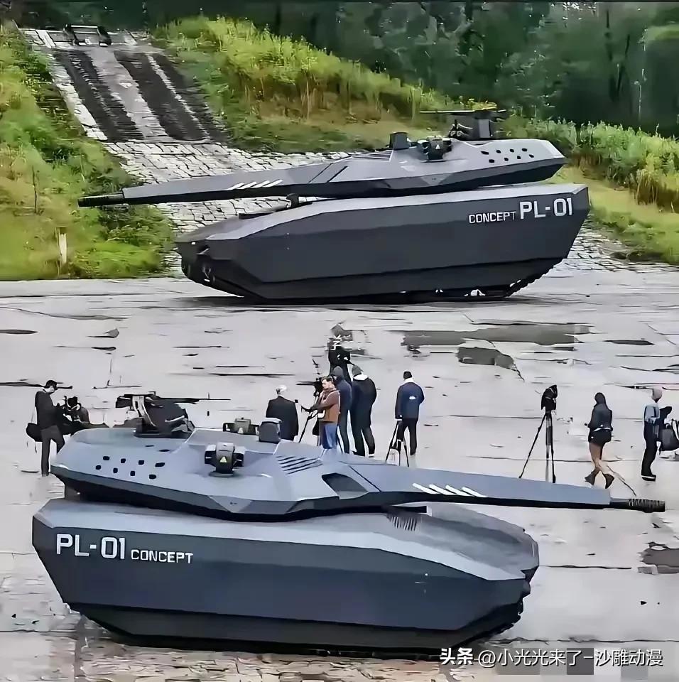 波兰PL-01主战坦克，先不说在战争中的作用，与传统坦克的区别。就这颜值外观，给