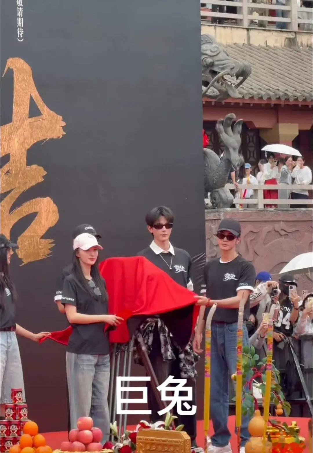 若不是男二有190身高，王楚然是不是又要难逃被嘲壮？ 