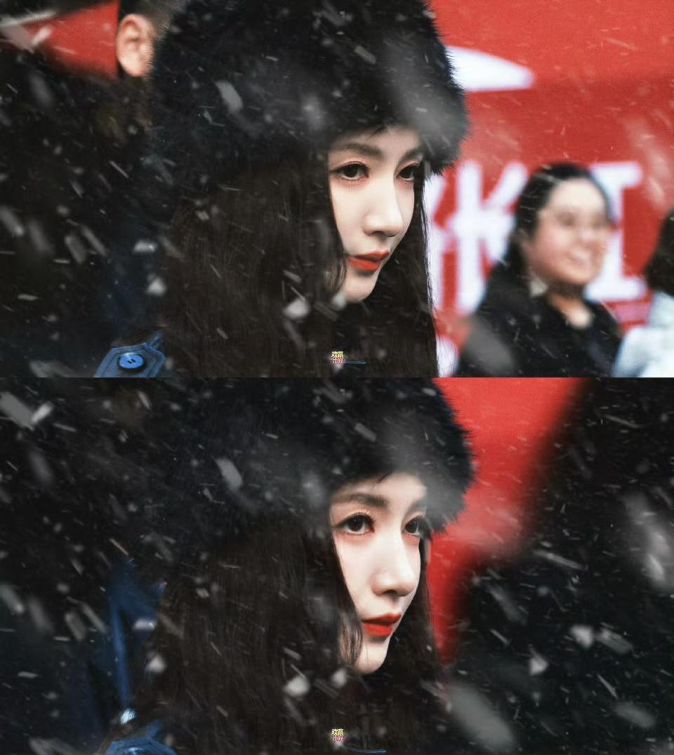 这张氛围感绝了江疏影 [赞]