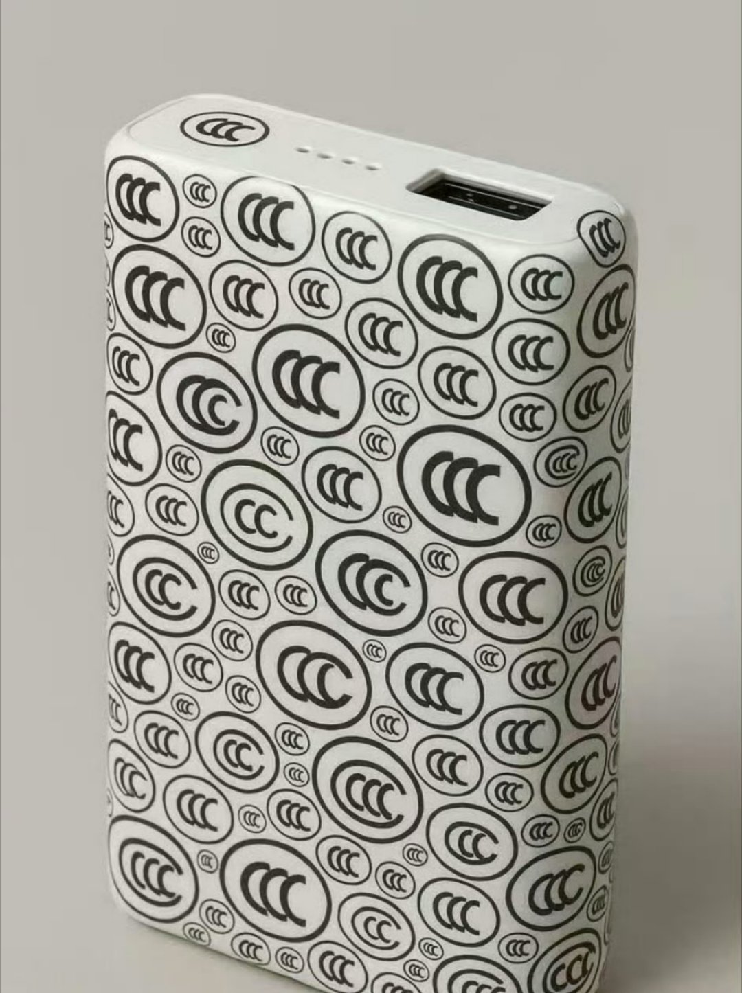 有3C标识充电宝也不都能登机这话题太标题党了，跟3C标识没关系吧，本身额定能量超