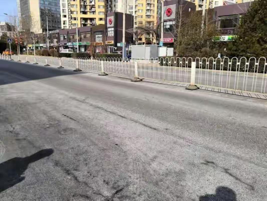 完整榜单，积雪融化后马路为什么变白了？这是许多城市居民每天早晨都会遇到的奇观，也