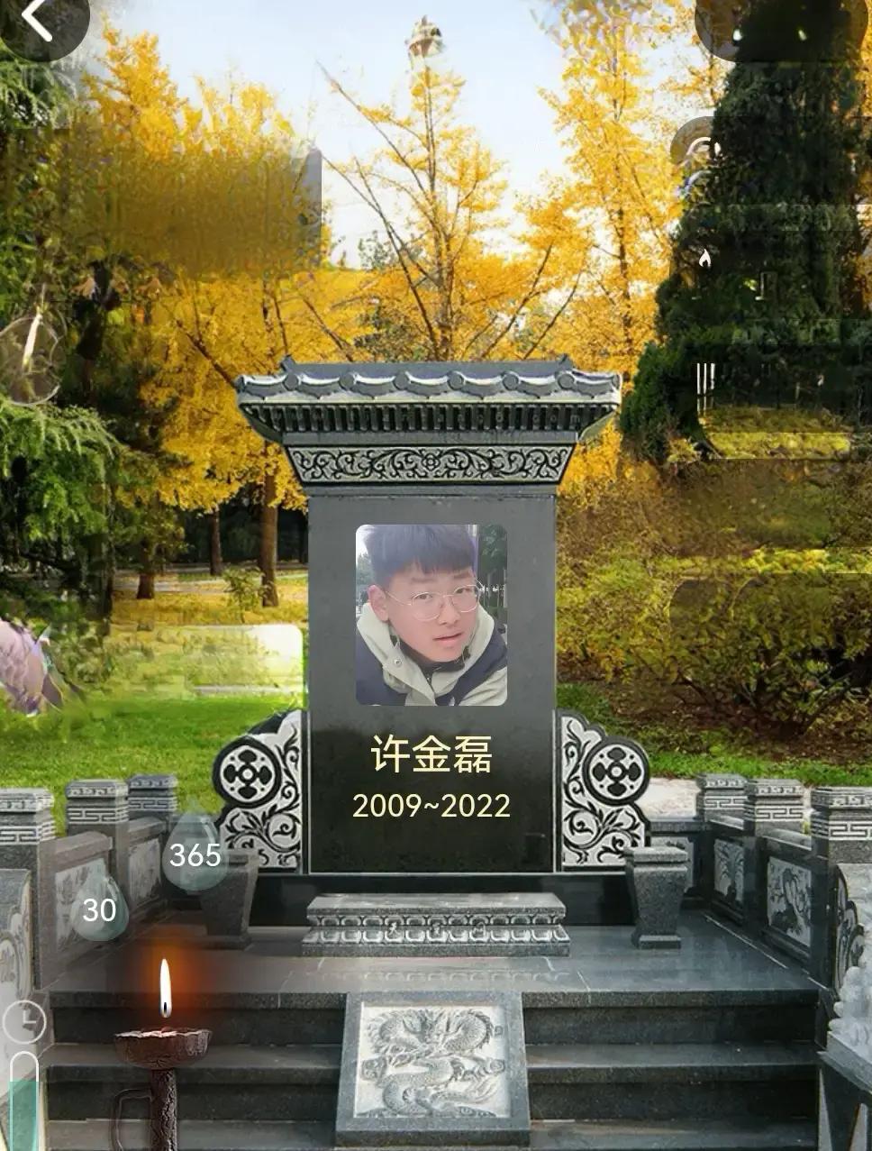 看到一位母亲说，吃饭的时候下意识又多摆了一副碗筷，那一瞬间我真的破防了
那个大男