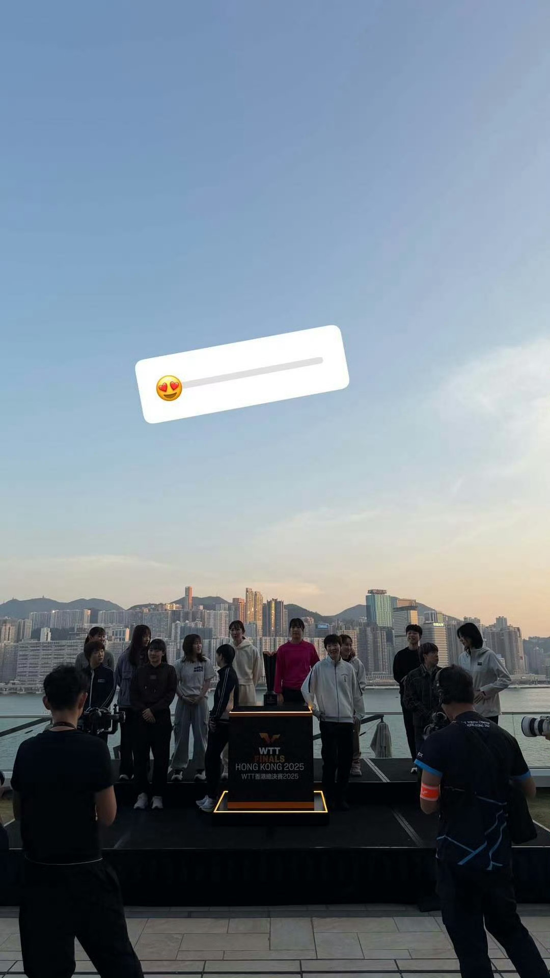 一眼就看到了臭屁小孩 