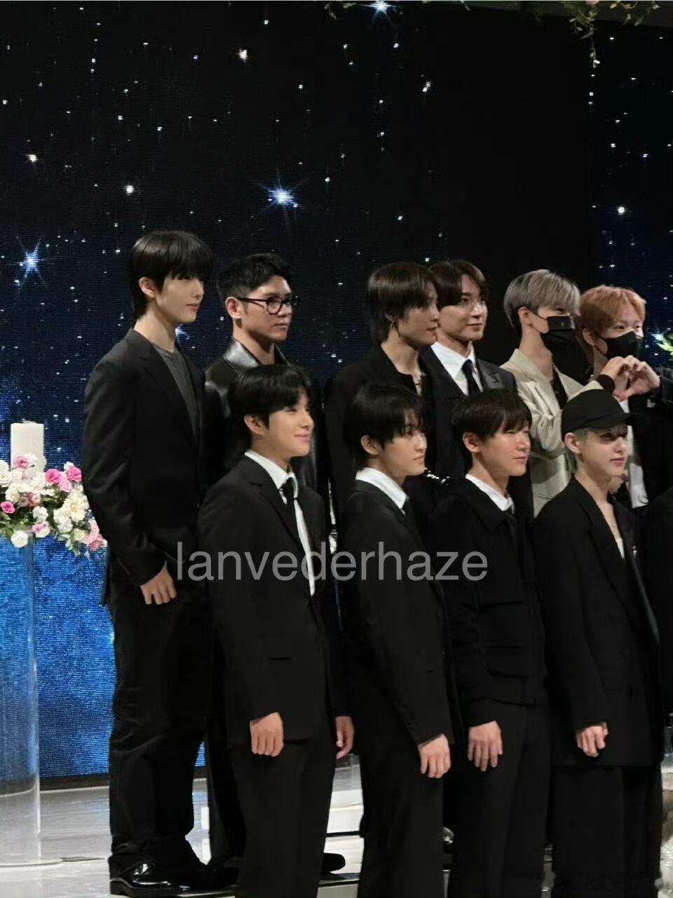 NCT在工作人员婚礼上团建了 ​​​