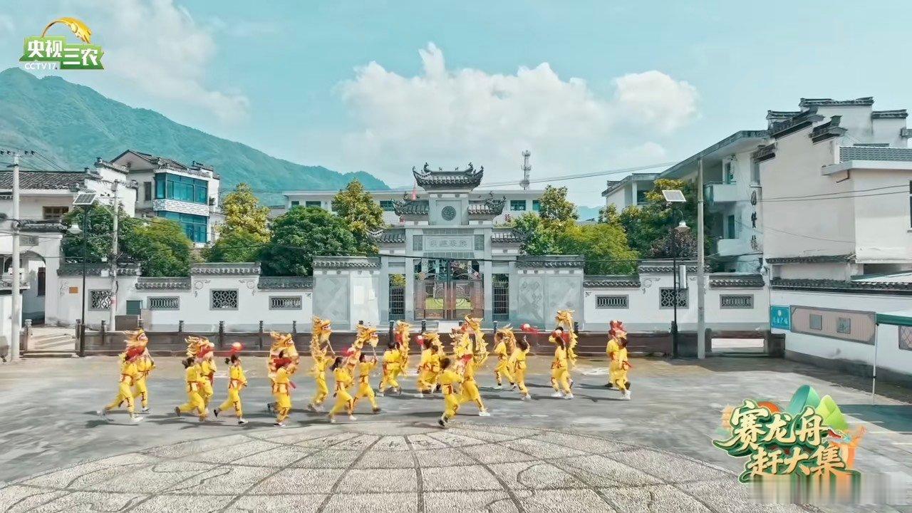 来绩溪过个地道徽州端午逛古村、品香粽、赏民俗，绩溪把徽州端午的浪漫与烟火气完美融
