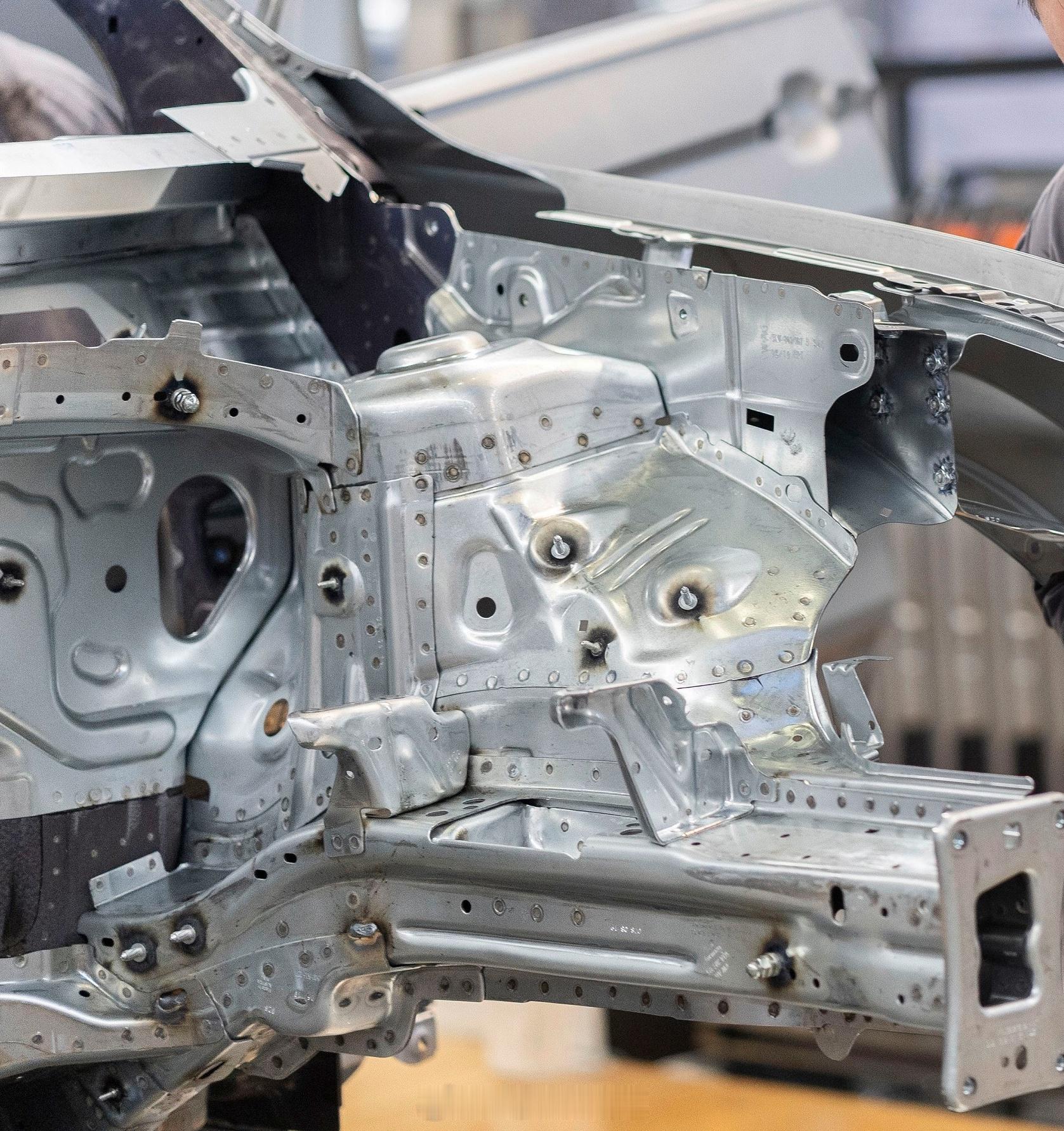 biw螺柱焊 螺柱焊总留下一个黑（灰）圈这会对后续电泳处理有影响，然而各个厂都没
