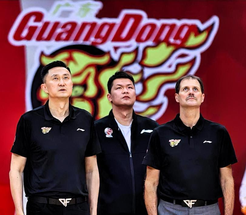 杜锋太自以为是了！

近日徐昕申请离队这事闹的沸沸扬扬，球迷都在想徐昕为什么想离