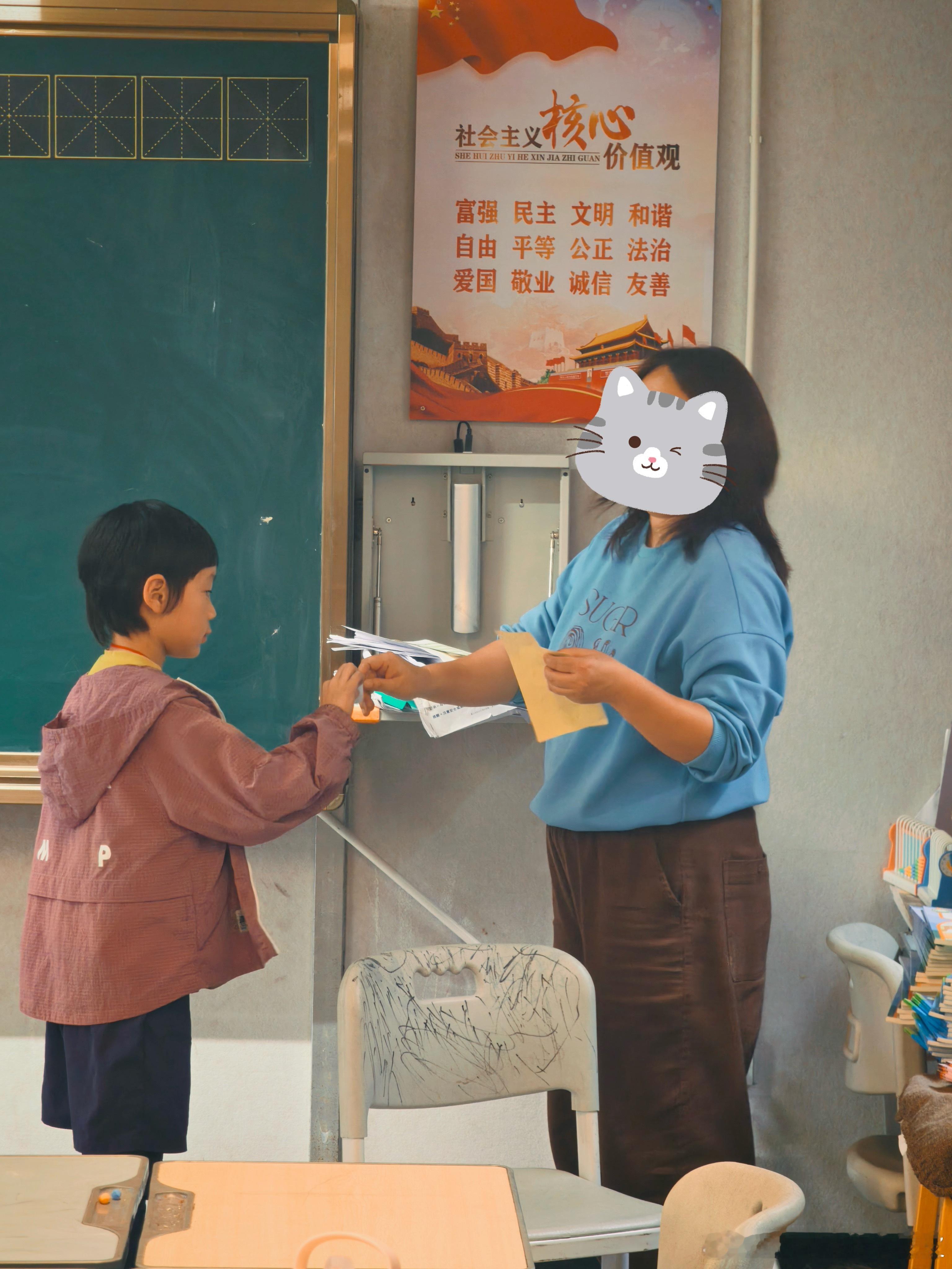 哈哈哈，在这个大家都过得很“自由”的学校，乖乖小皮每次开学，都因为合理安排时间，