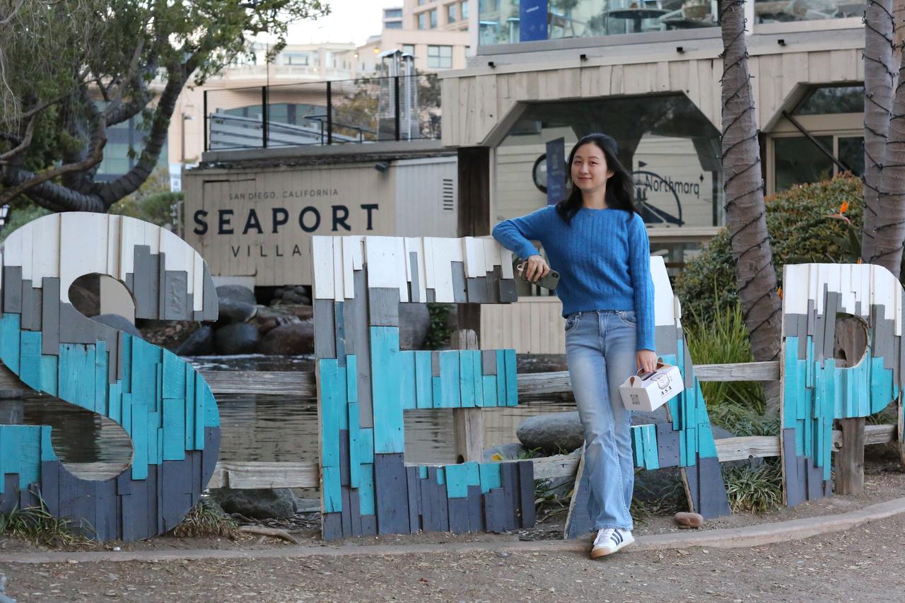 自学英语，我走过十年的方法探究期，现在最推崇的就是CK博士，他根据二语习得理论，