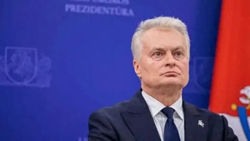 立陶宛总统因为中国给外长下最后通牒

立陶宛总统逼外长修复对华关系，闹剧终于收场