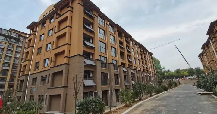 真·探024案丨“天井”变回客厅，米罗湾四期业主盼回家