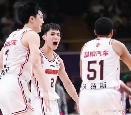 北京时间1月5日19:35，CBA常规赛第26轮，广东继续客场之旅，挑战进攻为主