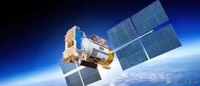 中国搞北斗系统时，美国曾扬言必要时可击毁北斗卫星。可当中国用导弹清理了自己废弃的