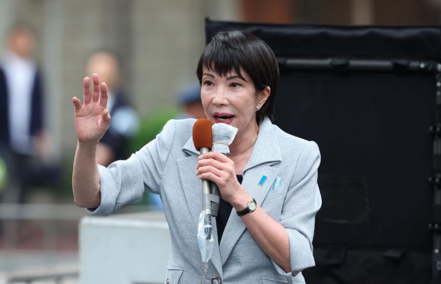 就在刚刚！

日本首相高市早苗针对中方琉球表态发难，批评相关内容并声称“中方干涉