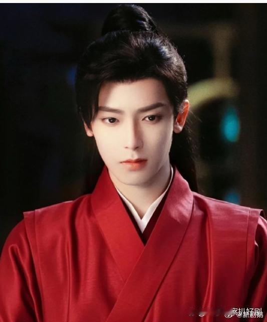 侯明昊《雀骨》已确定7月开机，即将无缝进组，女主保密中 ​​​