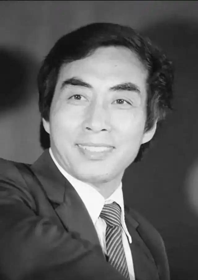 9月13日，六小龄童发布讣告，其尊敬的堂兄、二哥章金云（艺名小七龄童），因病医治