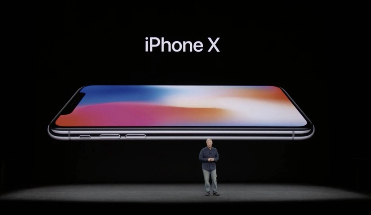 苹果官网的产品支持界面显示，「停产产品」清单已经添加了 iPhone X 机型，