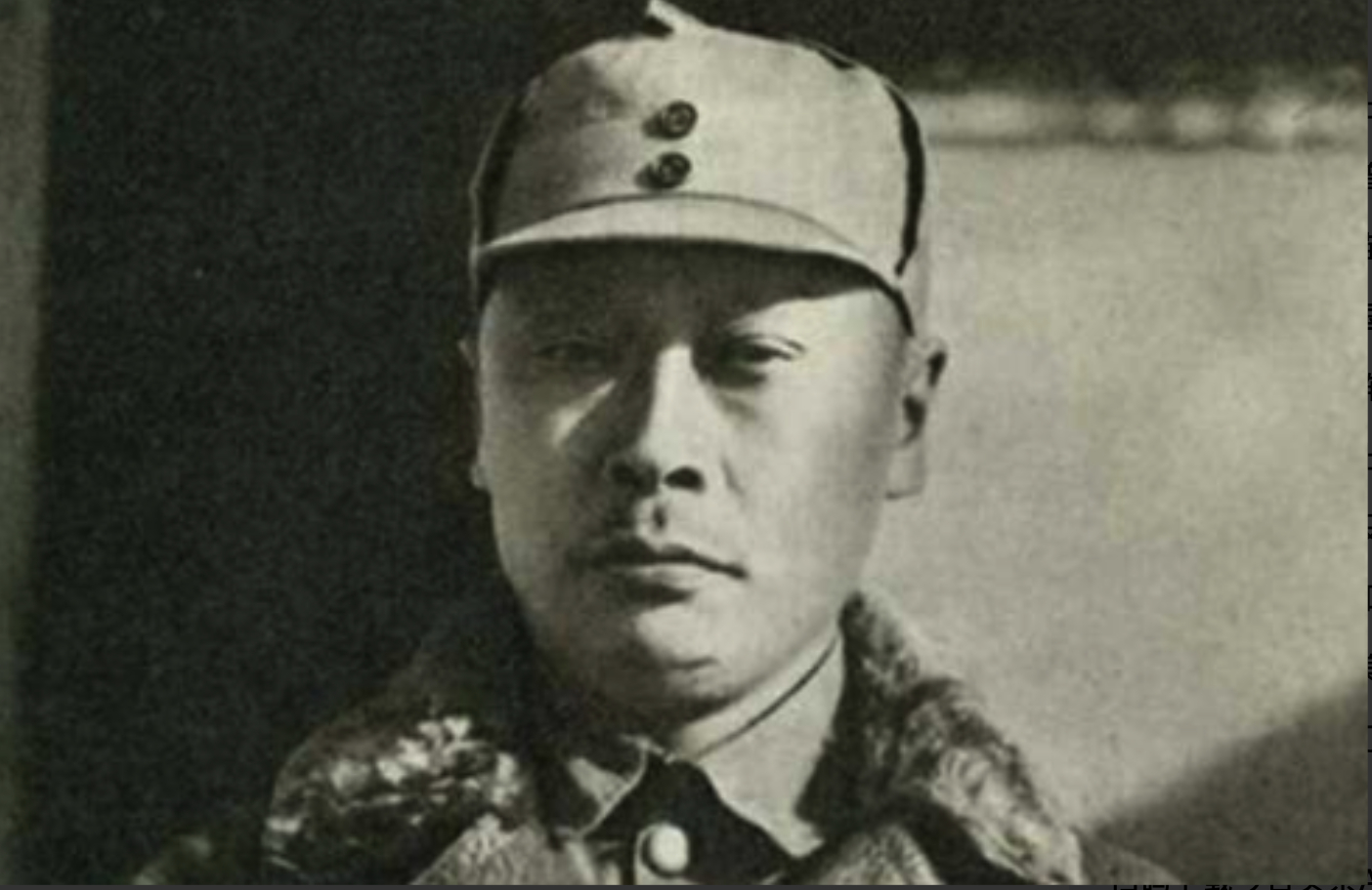 1941年4月30日午夜，安徽泗县崔庄，起义仅11天的陈锐霆突遭旧部刺杀。数把刺