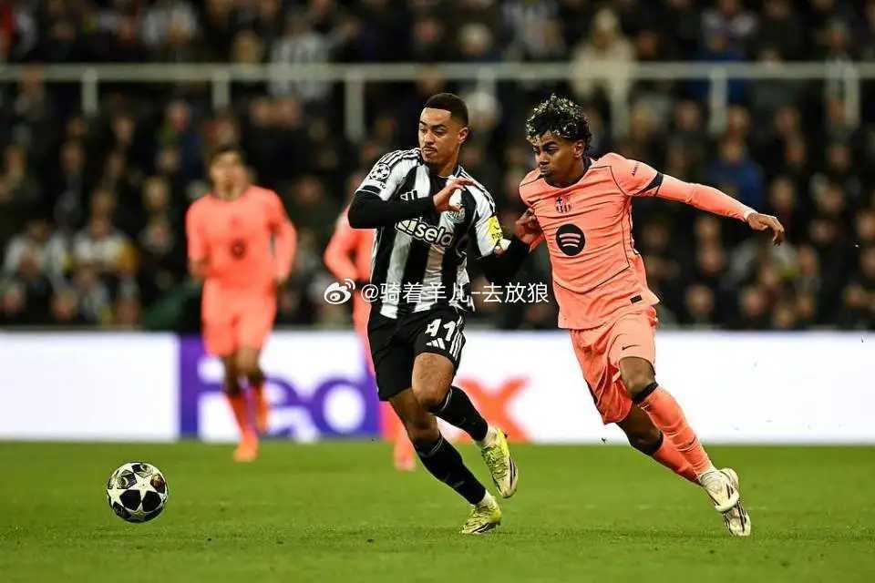 欧冠综述：巴萨绝平纽卡 马竞5-2热刺 拜仁6-1亚特兰大 利物浦0-1欧冠杯 