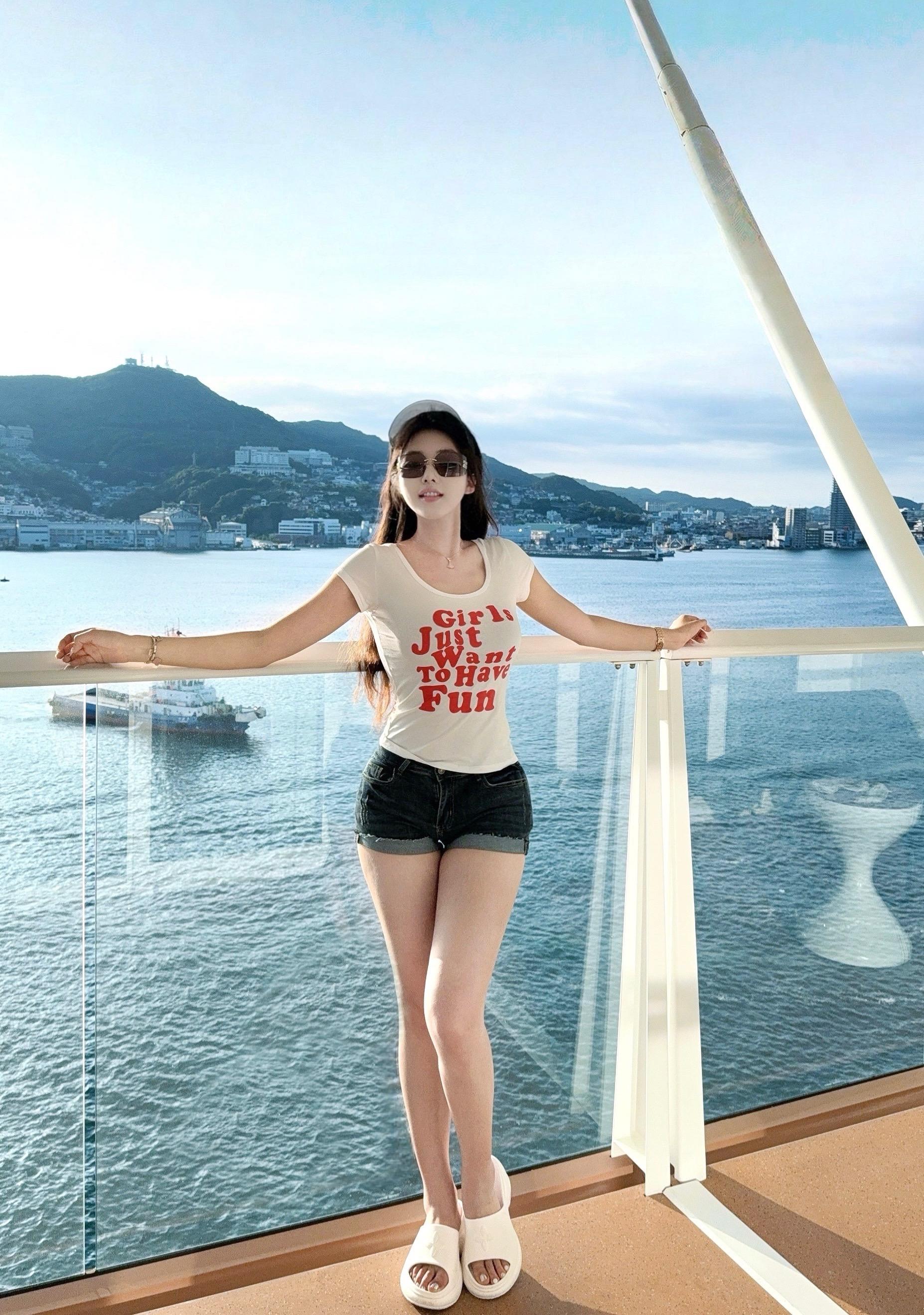 别人爽不爽我不知道 反正我是爽了🍾