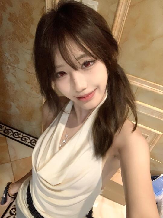 ♥️ ⌯˙Ⱉ˙⌯！