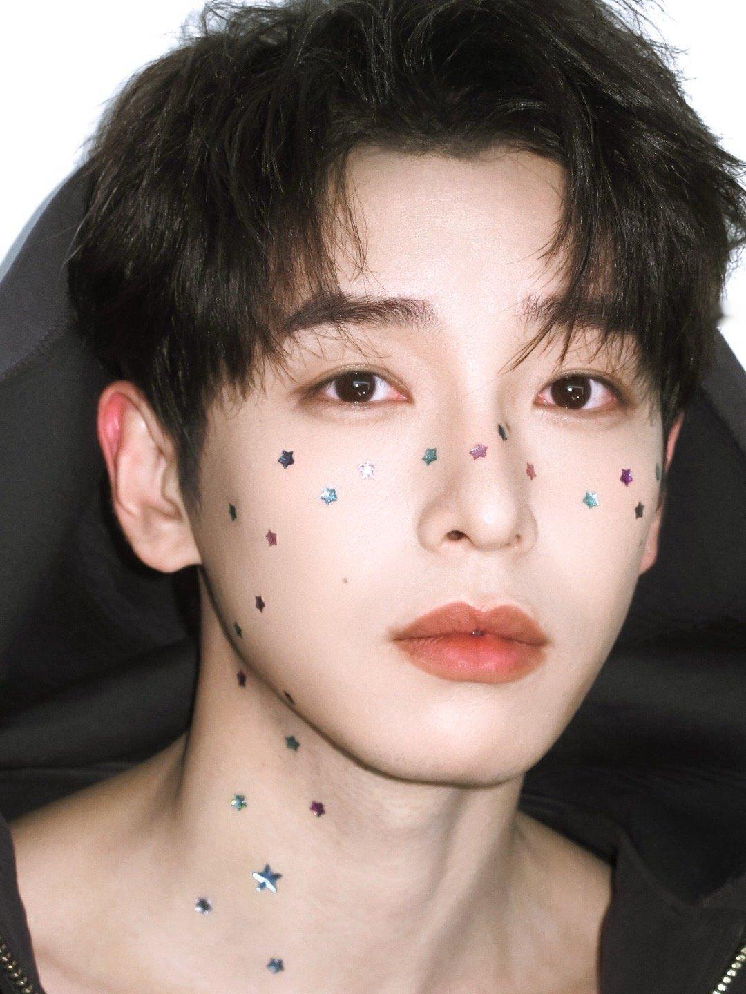 千万别让大学生看年少有为我真的不行了，还得是大学生！看了年少有为是真的年少有为了