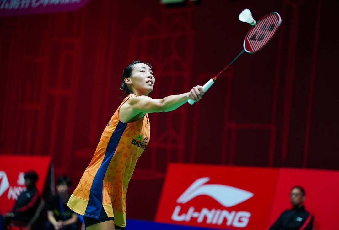 李文珊🇨🇦 16-21、22-20、21-17 🇺🇸张蓓雯半决赛：王祉怡