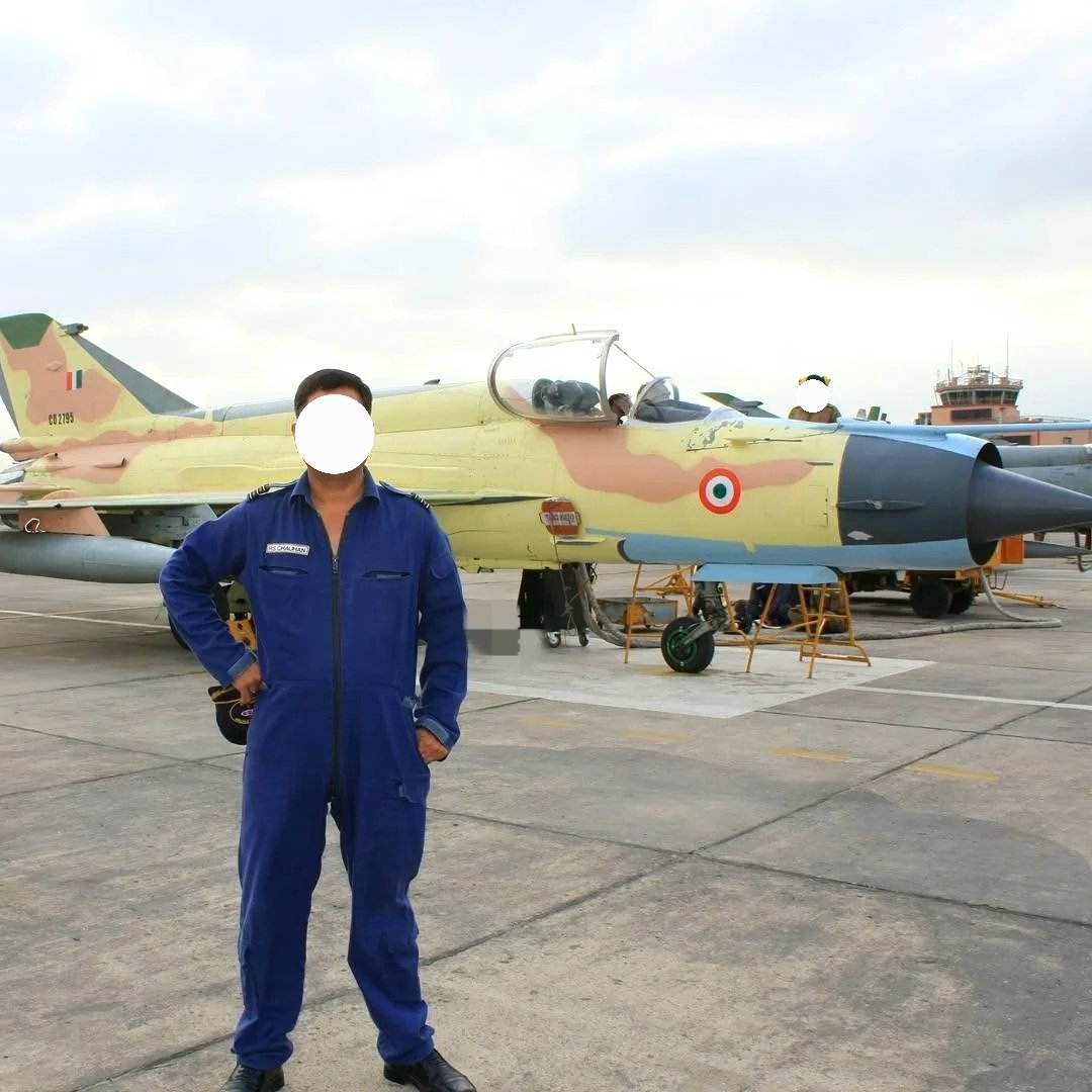 罕见的印度空军假想敌部队MiG-21 Bison的机身上涂刷了F-16的外形不过