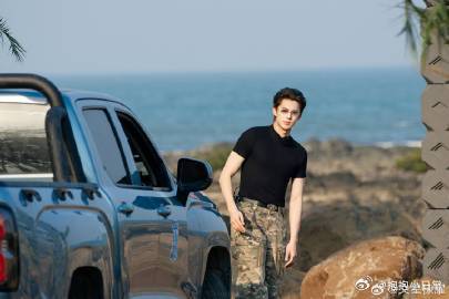 王鹤棣在无语的时候真的很无语 棣棣的无语时刻，秒杀一切！尤其是面对徐志胜的“无厘