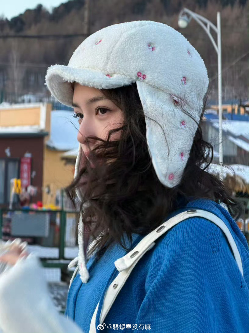 艾米每次营业都是可以直接拿来做头像的程度 