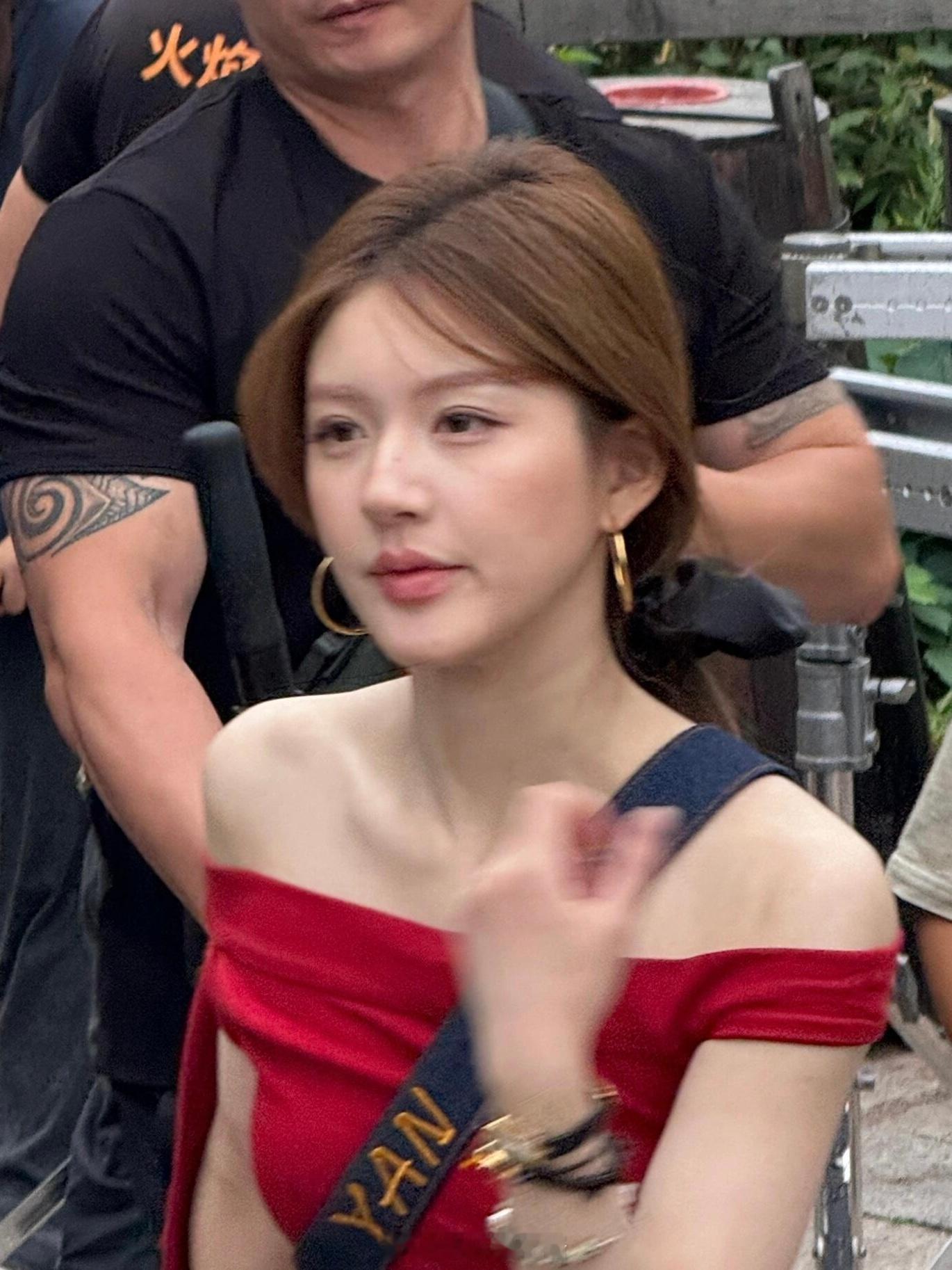 #赵露思路人视角生图# 随手拍这么好看 ​​​