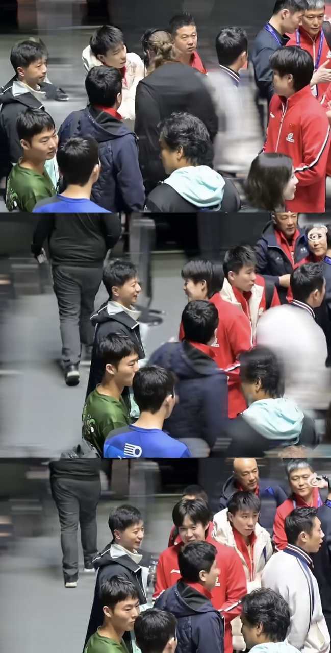 9815在人群中一眼就看见了我的拍立得